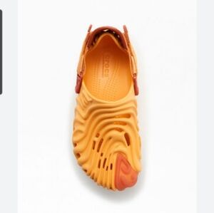 Crocs unisex Salehe Bembury Orange Men 6 Women 8